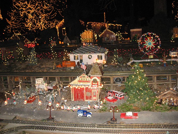 christmasthrumarch 044.jpg